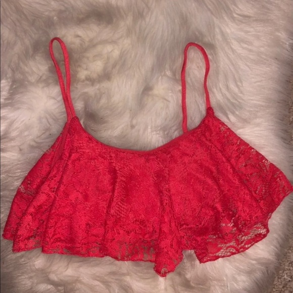 easel Tops - Red crop top